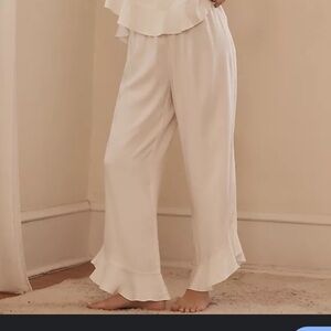 Half Asleep ruffle pants in cloud white